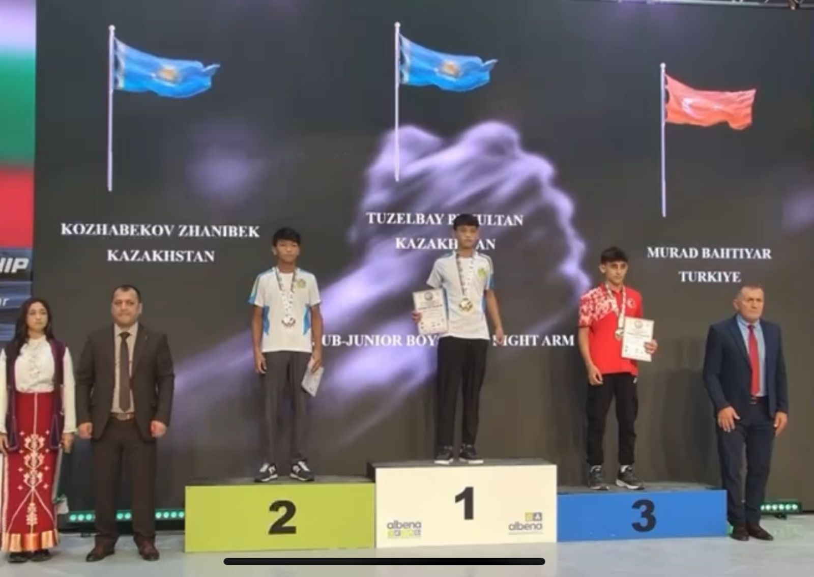 Түзелбай Бексұлтан – қол күрестен Әлем чемпионы атанды!